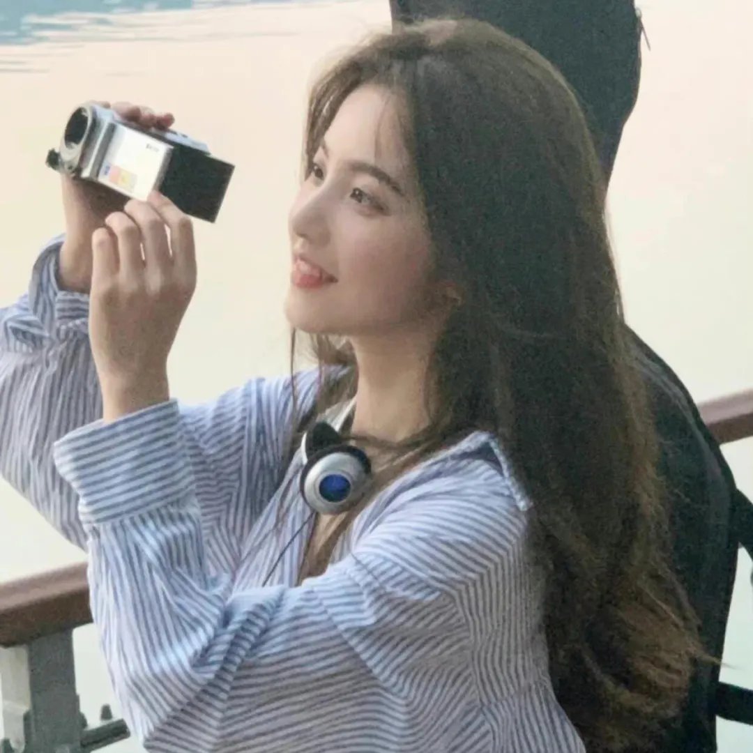 穿成秀女，我一路攀登成为贵妃